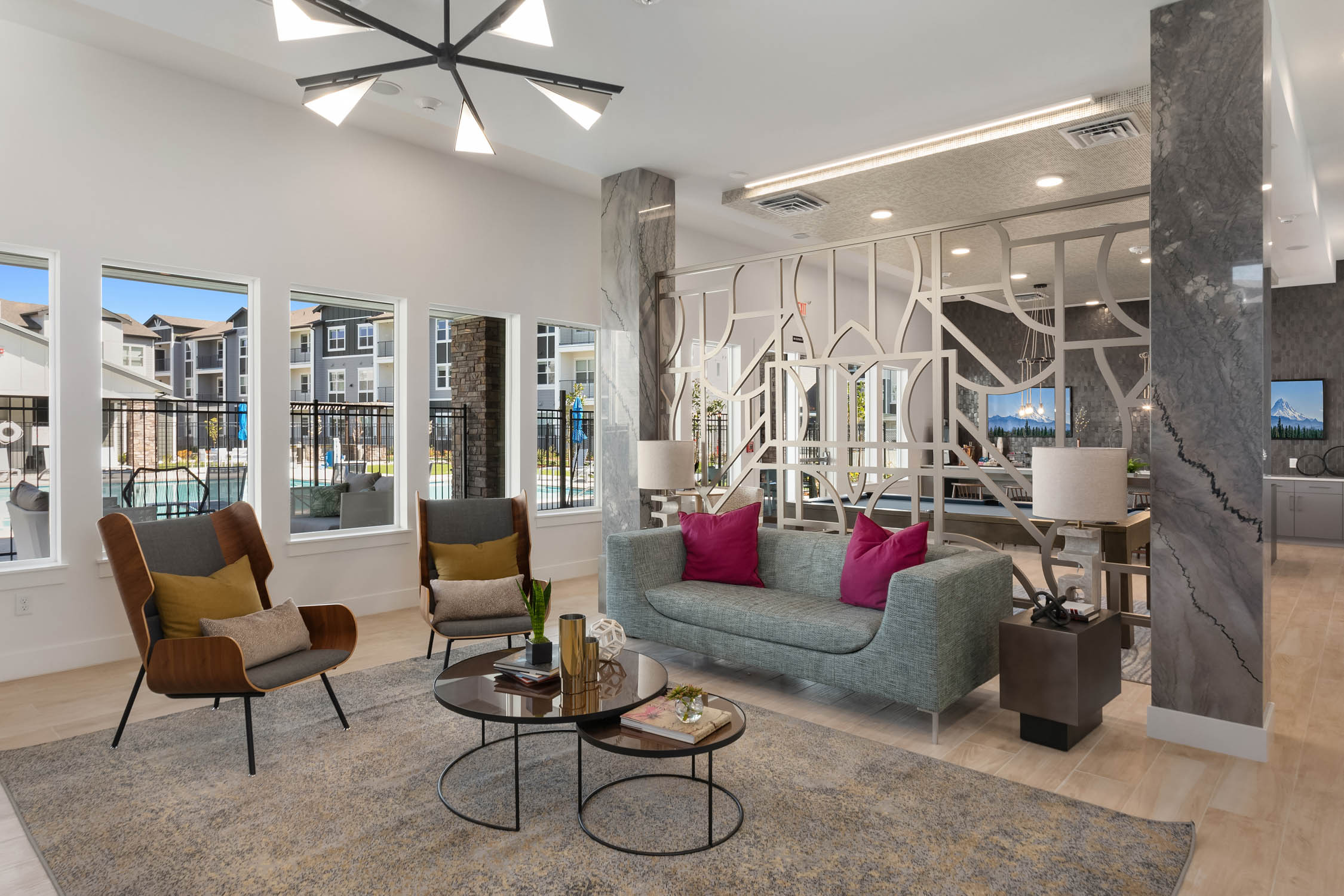 Ascend Rainier Ridge Bella Vista