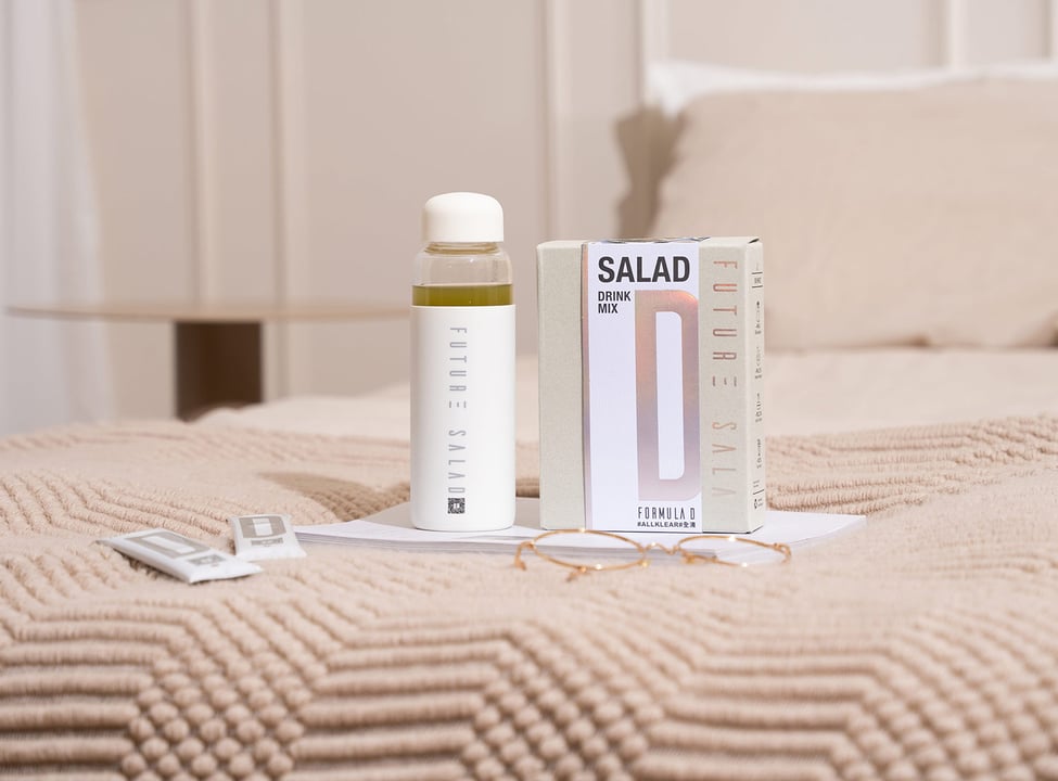 Future Salad Detox Mix Drink Bottle and Pack