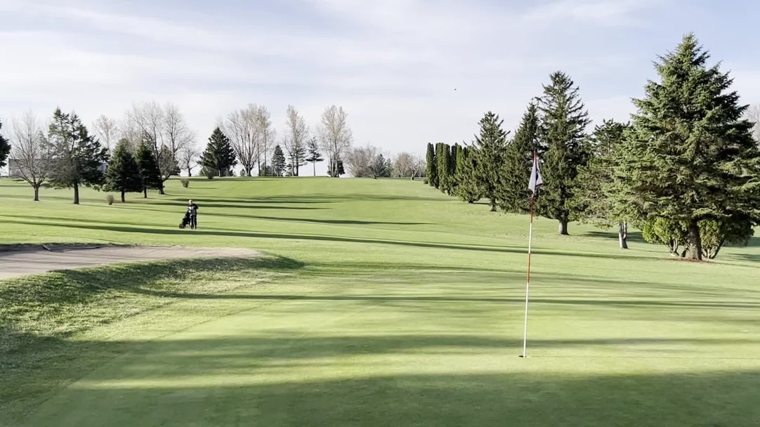 One golfer's obsession to play more than 18,000 holes in a year | Golf News  and Tour Information | GolfDigest.com