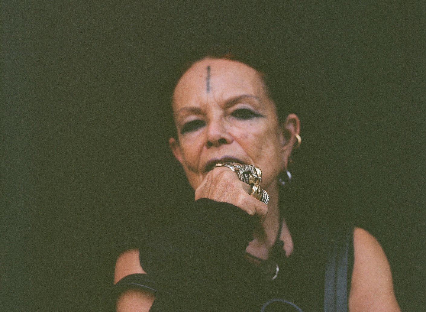 Michèle Lamy: 1,001 Stories - Mobile