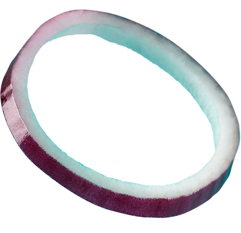 Red onion ring